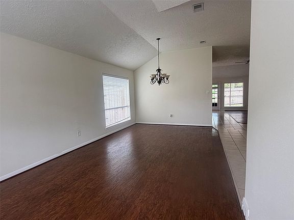 4th image of 3806 Carya Cir