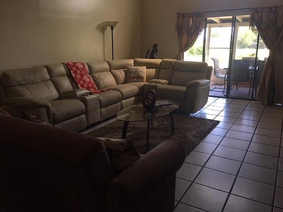 4th image of 813 Virginia Woods Ln