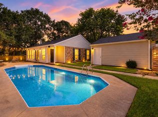 69 Wind Whisper Ct, Spring, TX 77380