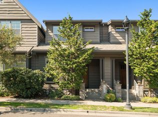 10546 SW Windwood Way, Portland, OR 97225