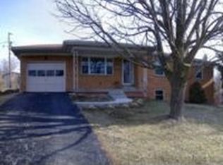 5004 Lorean Ct, Floyds Knobs, IN 47119