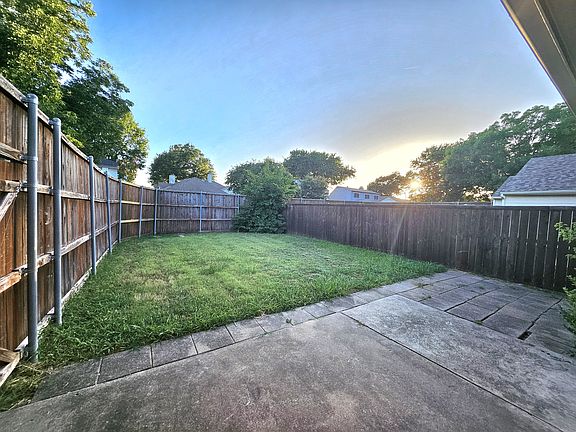 2nd image of 2409 Bellbrook Ln