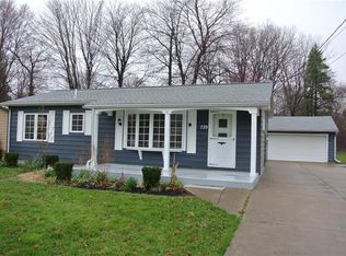 729 Irvine Dr, Erie, PA 16511