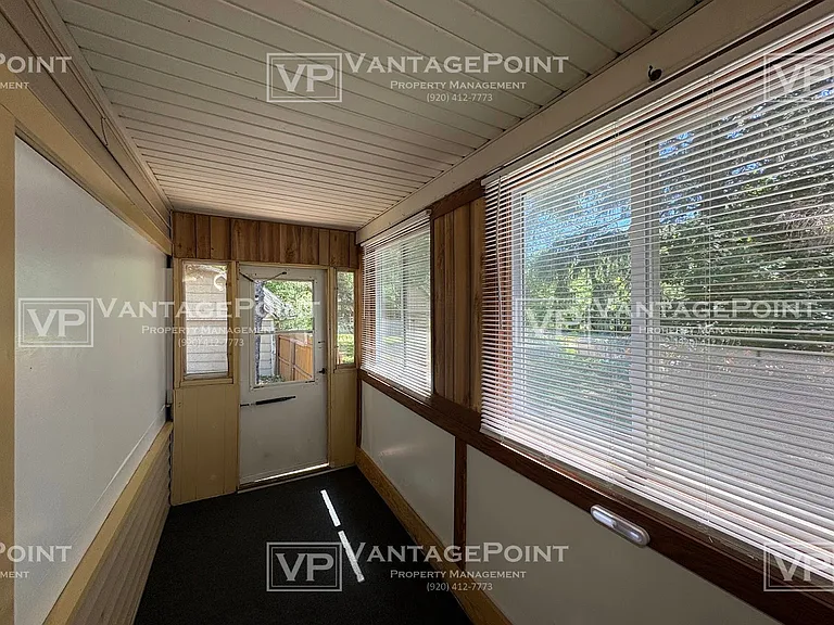 2224 Ullmer Ct — Photo 4