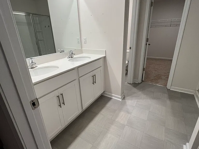 2020 Navarro Rd — Photo 12