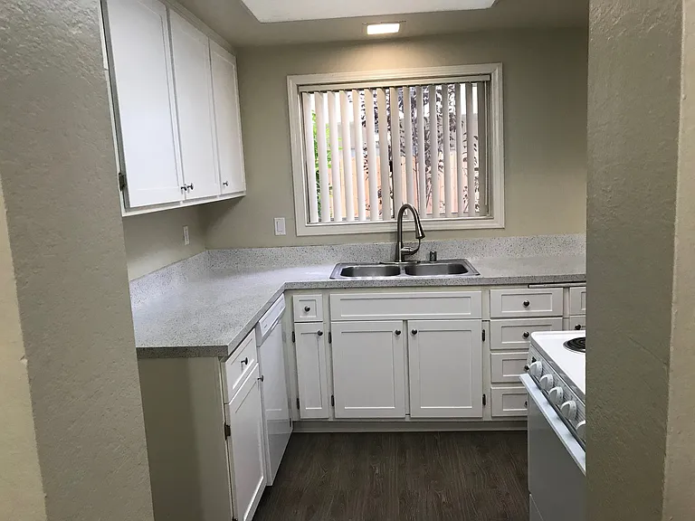 Cypress Townpark Apartments — Photo 27