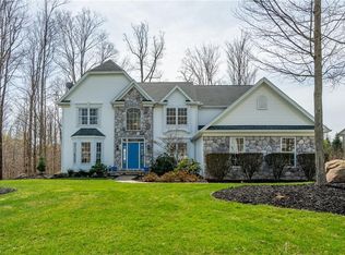 216 Ruby Ln, Streetsboro, OH 44241