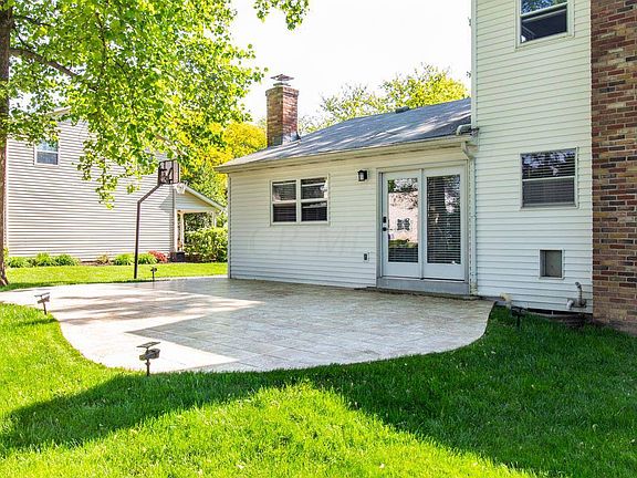 4th image of 4485 Sussex Dr