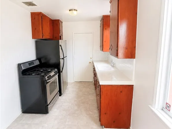 12823 Burbank Blvd, Valley Village, CA 91607