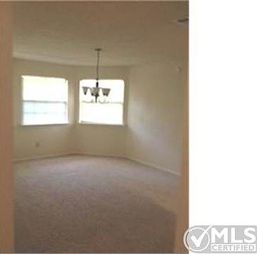 4th image of 609 Fieldwood Dr