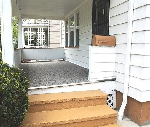 3rd image of 1072 E 177th St