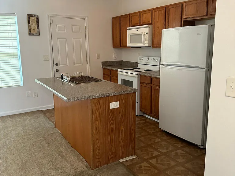 1564 Eastern Sunrise Ln #1564 — Photo 15