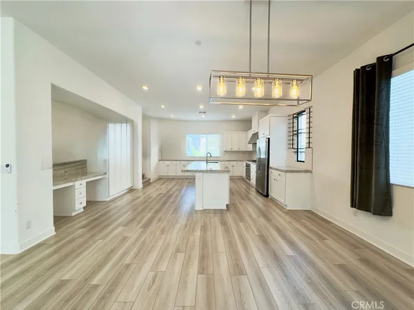 1868 S Westside Dr #28, Anaheim, CA 92805
