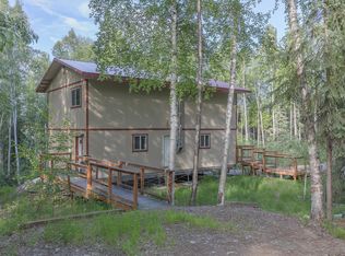 1130 Gull Rd, Fairbanks, AK 99712