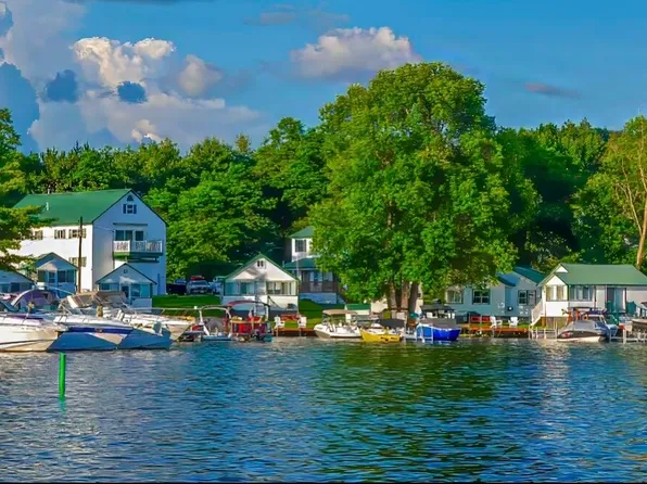 750 Roosevelt Trail #6, Naples, ME 04055