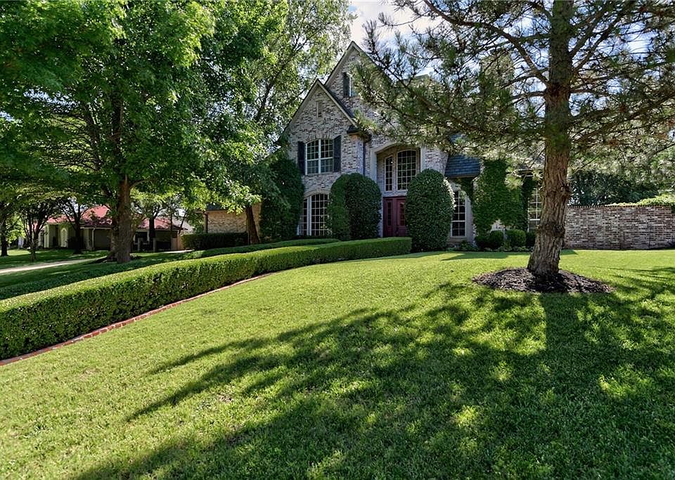 1st image of 19100 Saddle River Dr