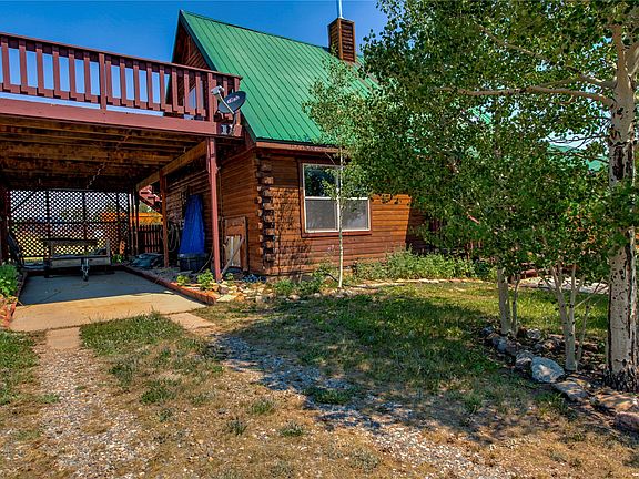 3rd image of 653 VINE Road