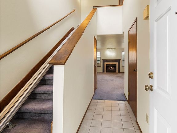 3rd image of 10928 SE 251st Place #C