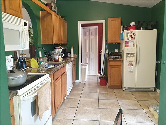 2nd image of 615 Notre Dame Way