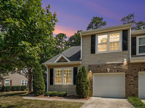 155 Florians Dr, Holly Springs, NC 27540