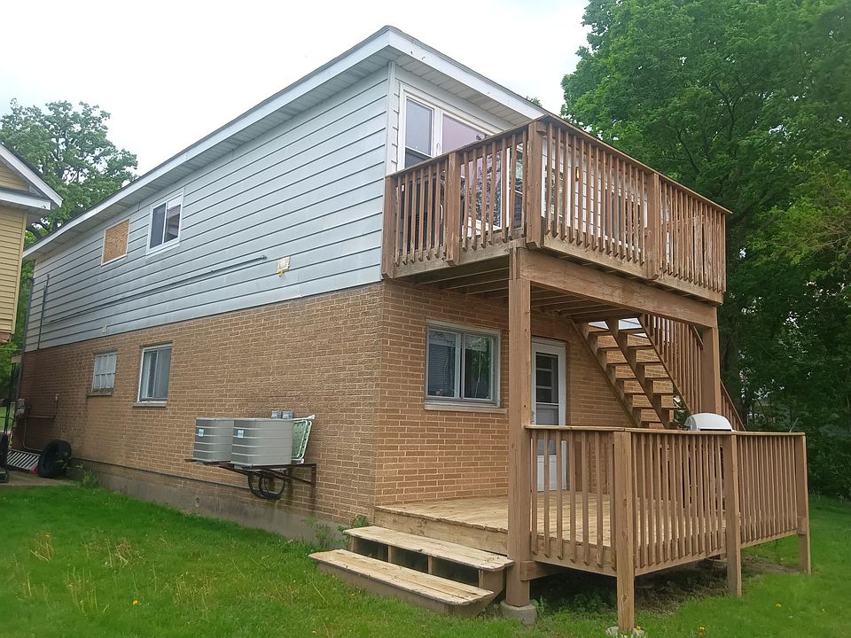 1st image of 96 Lakeview Ave #2