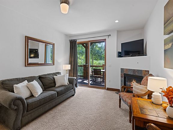 3rd image of 34 Highfield Trail UNIT 203