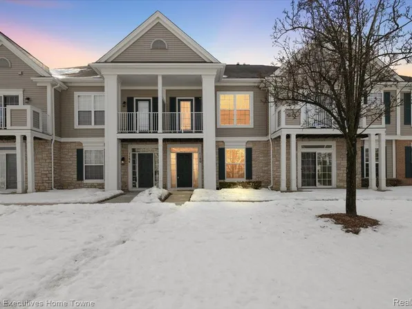 1180 Alameda Blvd, Troy, MI 48085