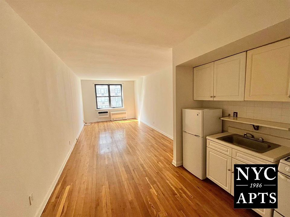 1st image of 1450 2nd Ave APT 6E