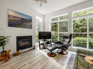 3000 Oak St #1C, North Cowichan, BC V0R 1K1