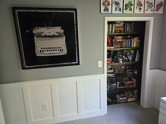 2nd bedroom