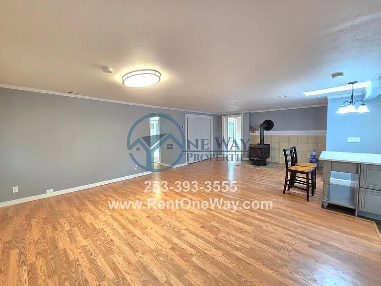 25502 Mountain Hwy E — Photo 9