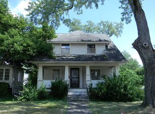 527 Oak Knoll Ave SE, Warren, OH 44483