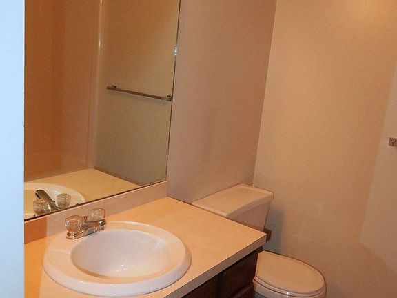 5th image of 1821 Manor Haus Ct APT 4
