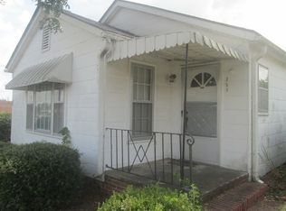 324 W Main St, Swainsboro, GA 30401