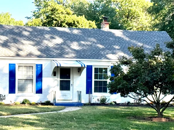 7701 Oak St, Kansas City, MO 64114