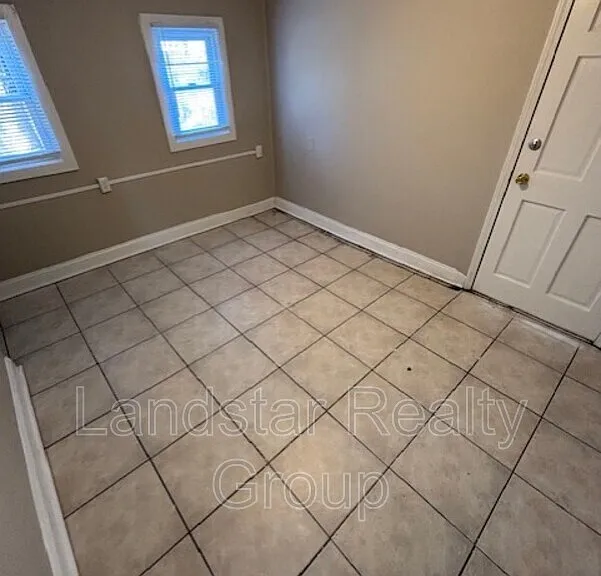 3762 Parthenia Ave — Photo 23