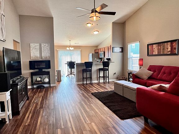 5th image of 6236 Emerald Springs Dr