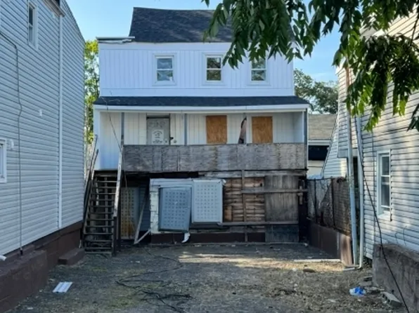 28 Seeley St, Paterson City, NJ 07501