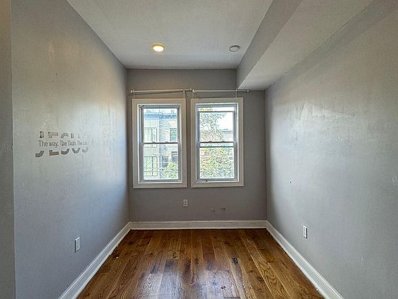3rd image of 51 Jewett Ave #2D