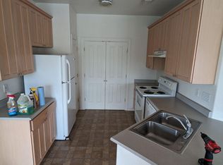 866 Lakeview Dr, Seguin, TX 78155