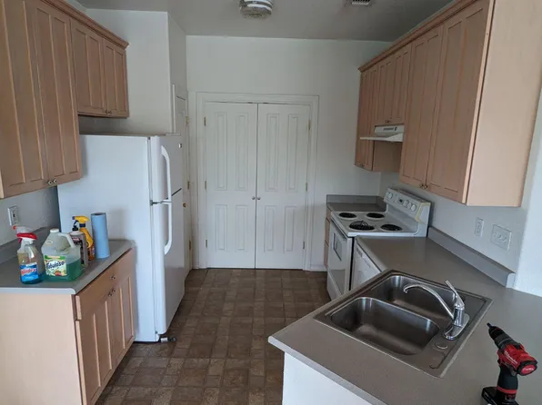 866 Lakeview Dr, Seguin, TX 78155