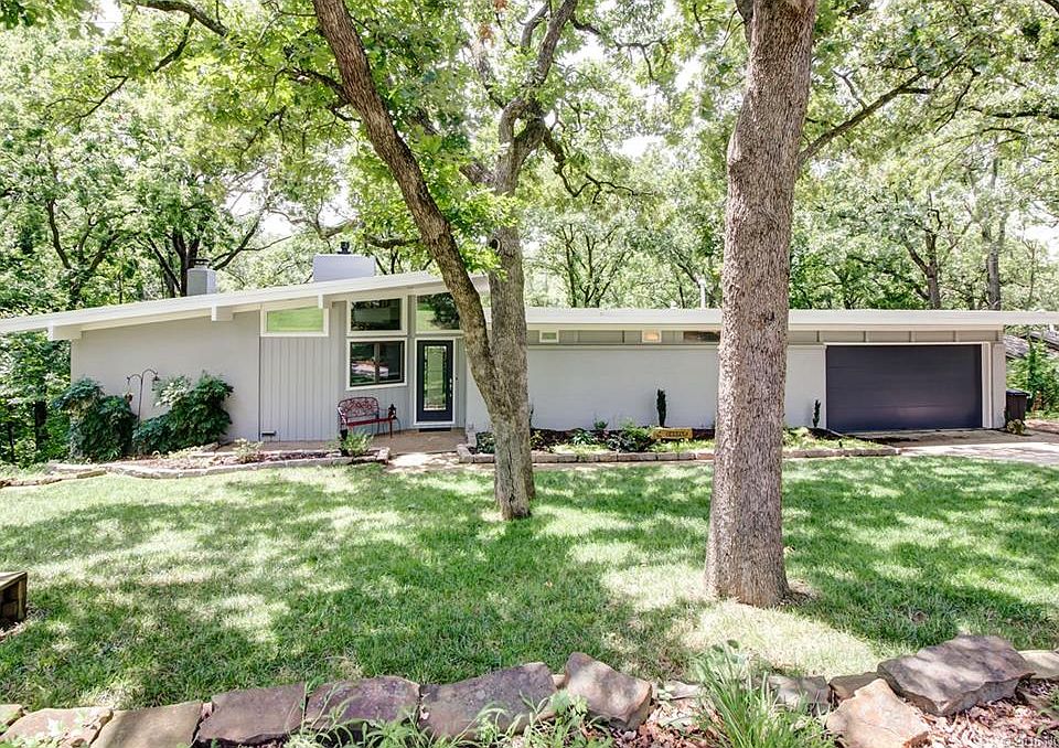 1st image of 3409 SE Willowood Dr