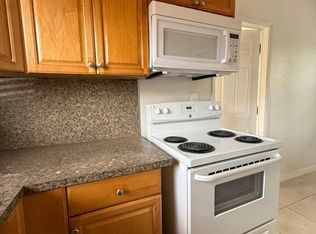 6409 Rodman St, Hollywood, FL 33023