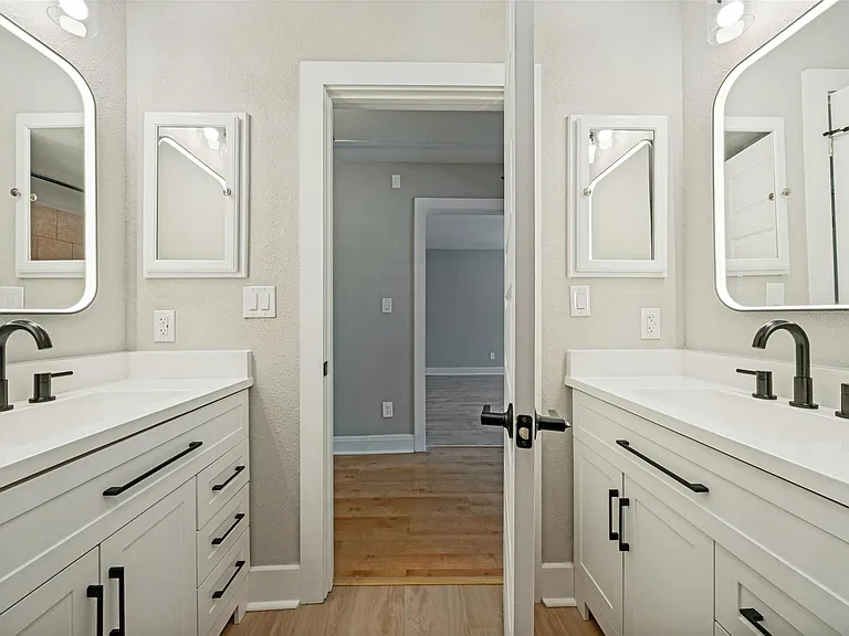 2804 Breeze Ter — Photo 21