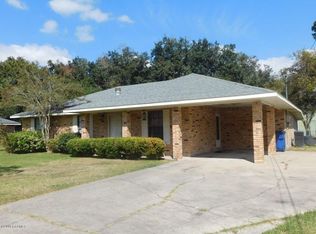 273 Plantation Rd, Opelousas, LA 70570