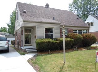 20300 Lancaster St, Harper Woods, MI
