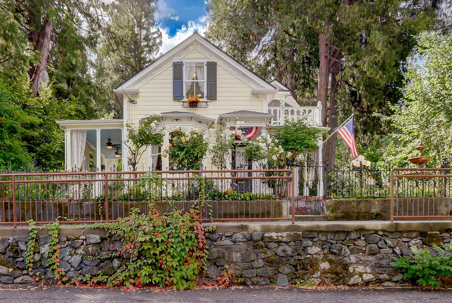 134 Boulder St photo 1