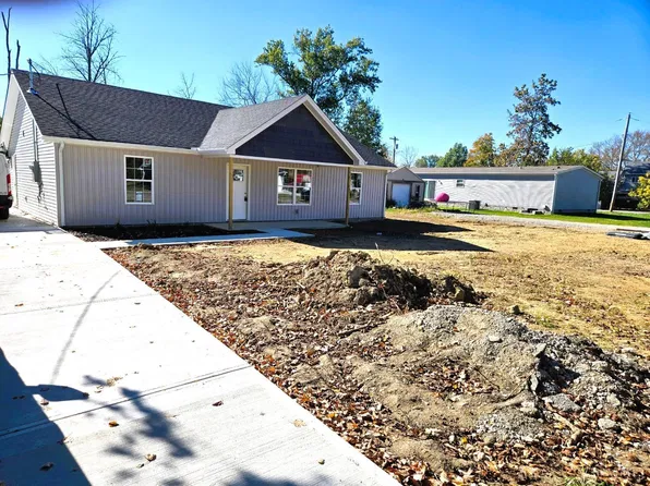 2605 Bethel Maple Rd, Bethel, OH 45106
