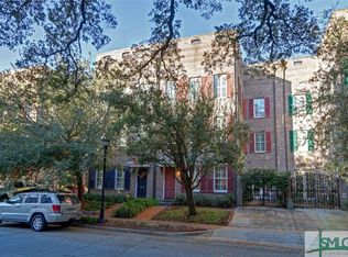 412 E McDonough St, Savannah, GA 31401