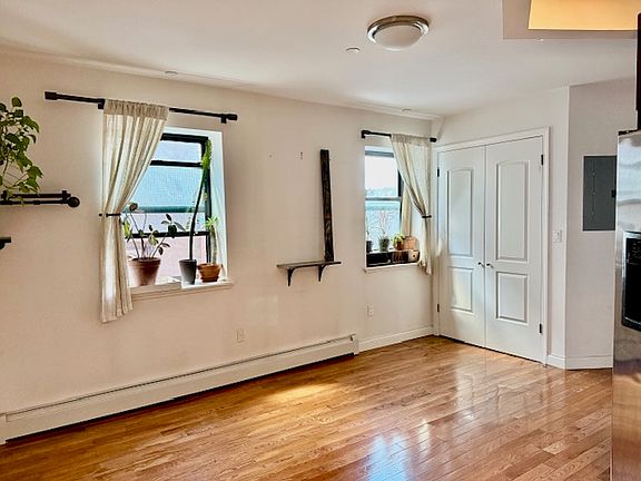 4th image of 456 W 167th St APT 5D